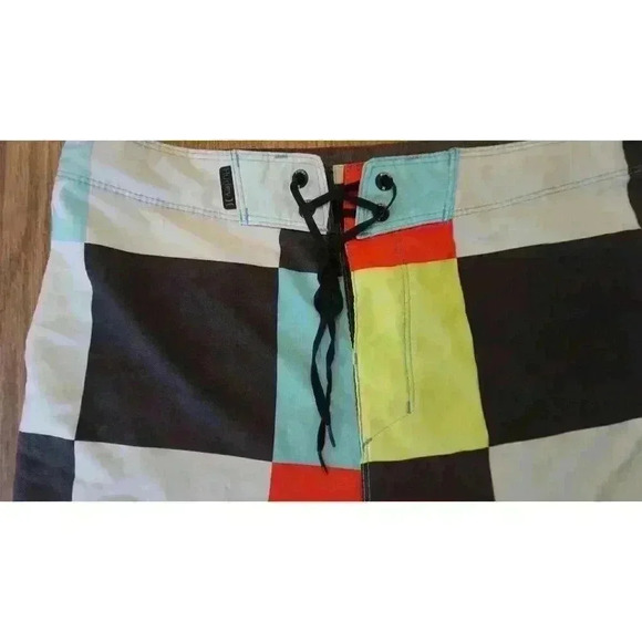 Hurley Mens Multi-Color Plaid Board Shorts Size 33 - Picture 4 of 16